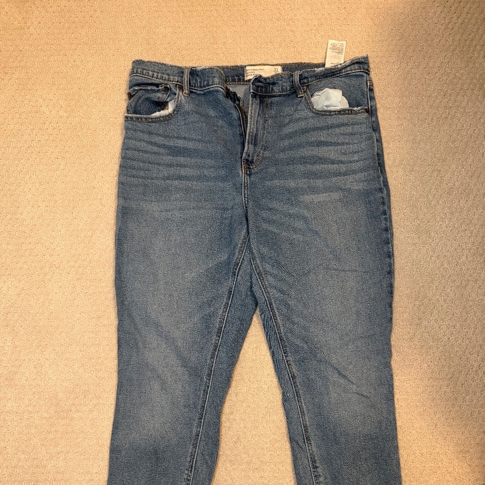 A & F Skinny Hi Rise Jeans